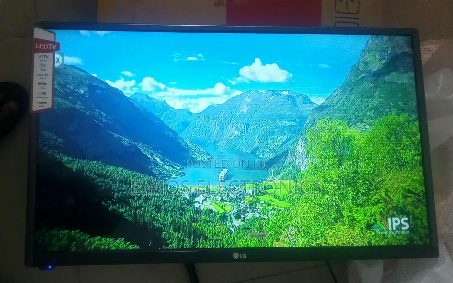 LG Flat Screen Tv 32 Inches