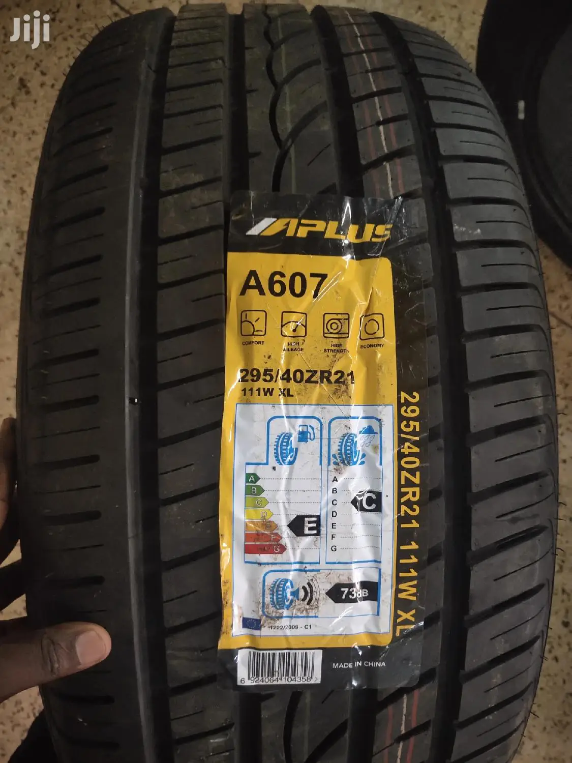 295/40r21 Aplus