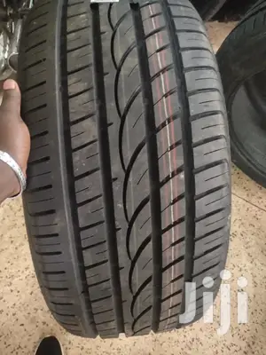 295/40r21 Aplus