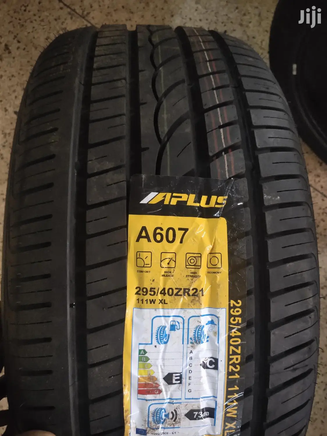 295/40r21 Aplus