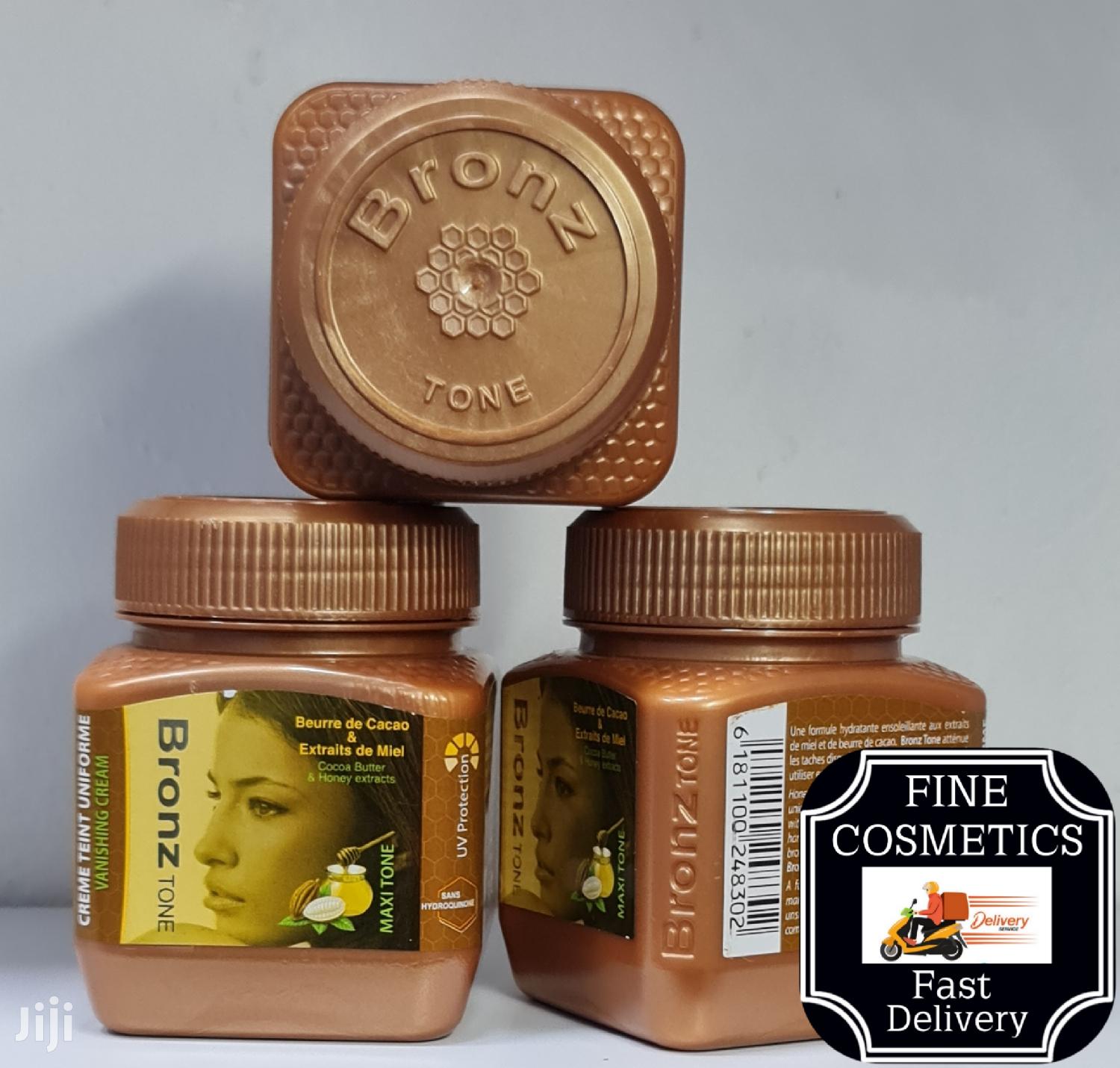 Bronztone Maxi Tone Jar Cream With Cocoa Butter Honey in Central