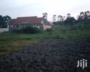 Plots Is Available for Sale in Magere Near Bobi Wine