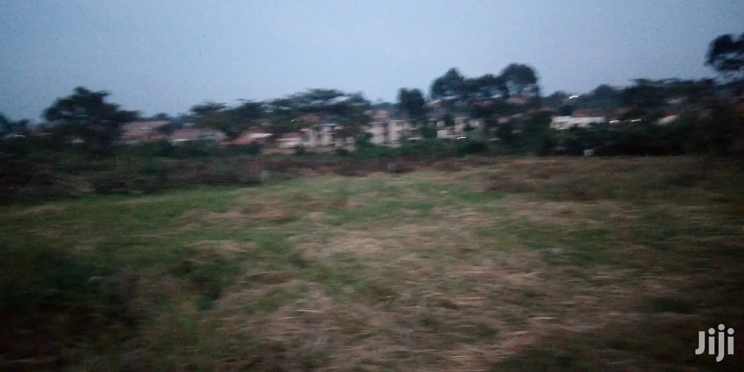 Plots Is Available for Sale in Magere Near Bobi Wine