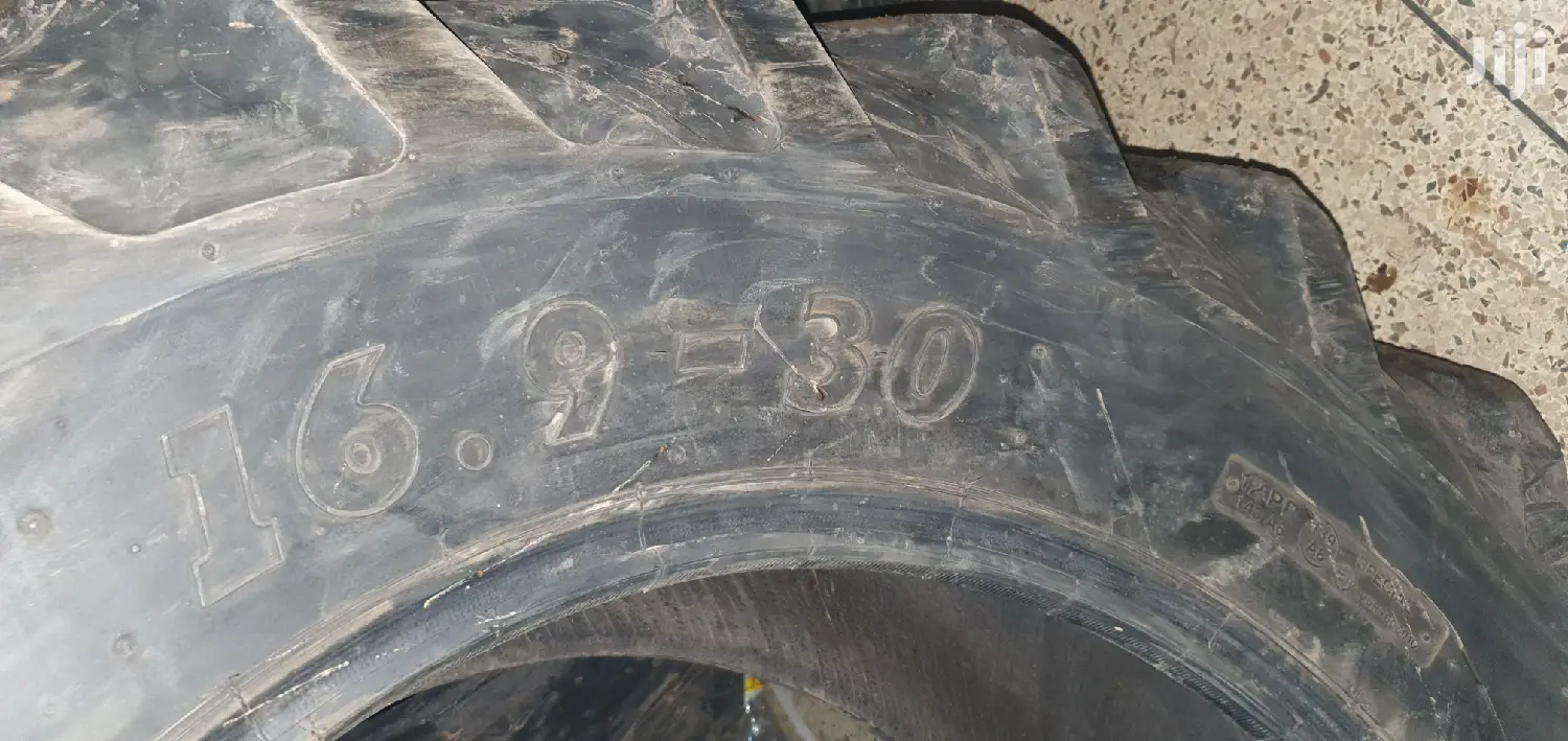 16.9r30 Secondhand