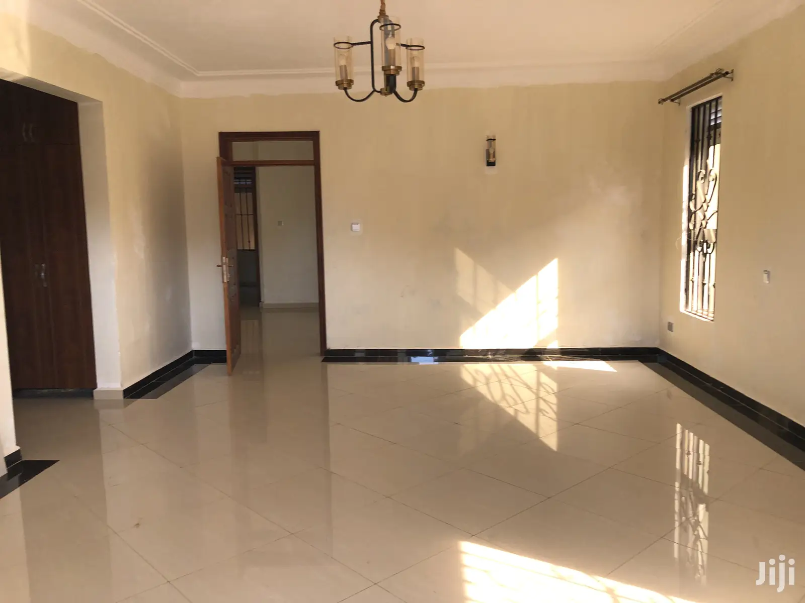 Kira at Mamerito Road New Classy House for Sale