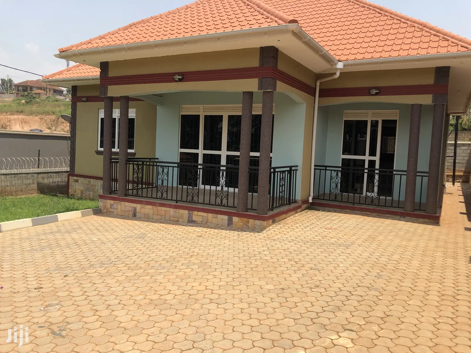 Brand New House in Kira for Sell