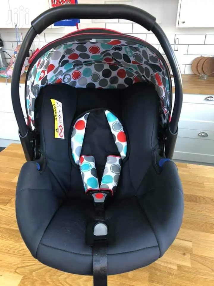 Fisher Price Traveler Comfort Fix Baby Gumball Car Seat