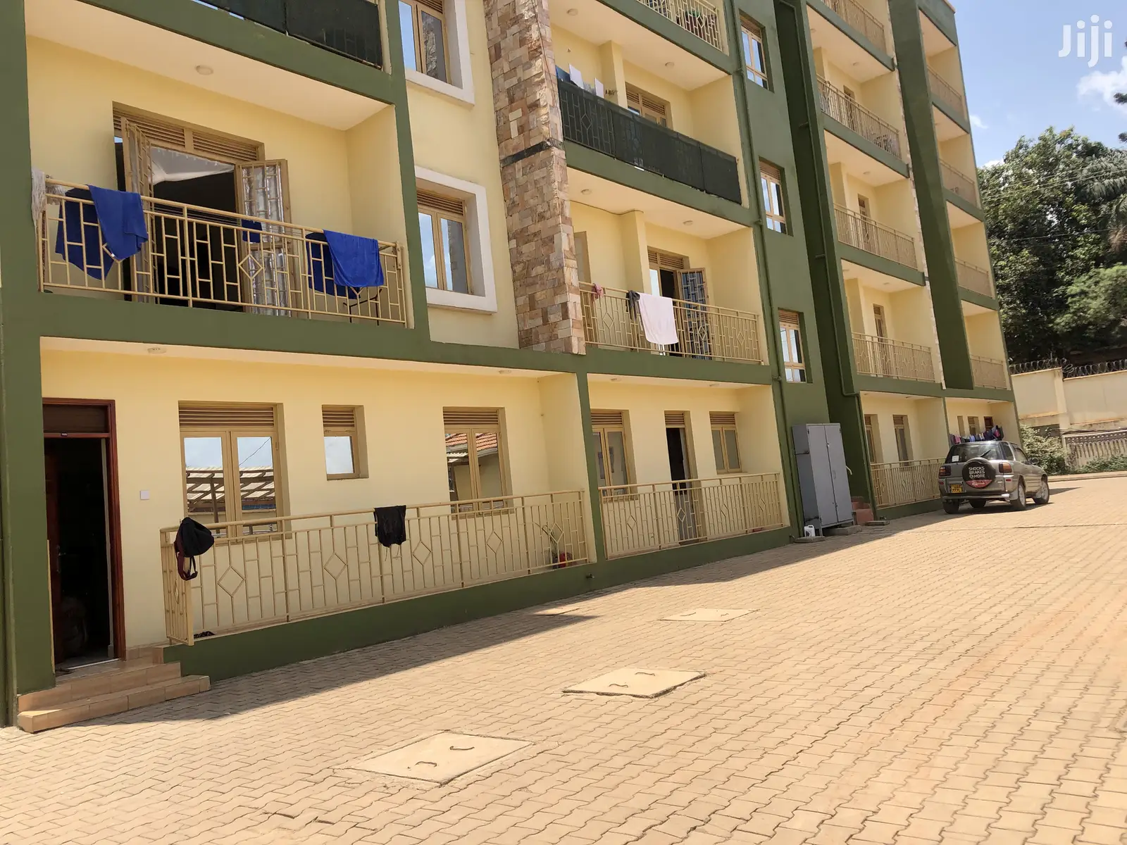 Bukoto Condos at Good Price With Swimming Pool on Sale