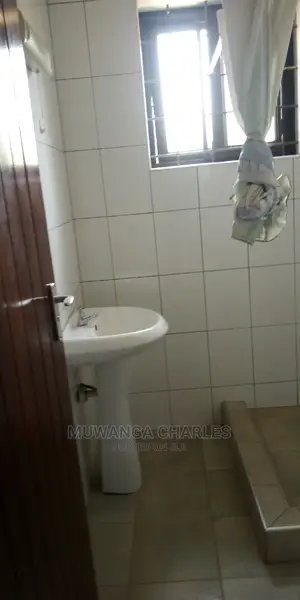 2bedroom House Is Available for Rent in Kyambogo