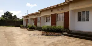 2bdrm Bungalow in Fs Properties Ltd, Central Division for rent