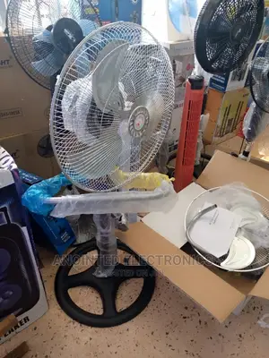 Stand Materic Deluxe Fan