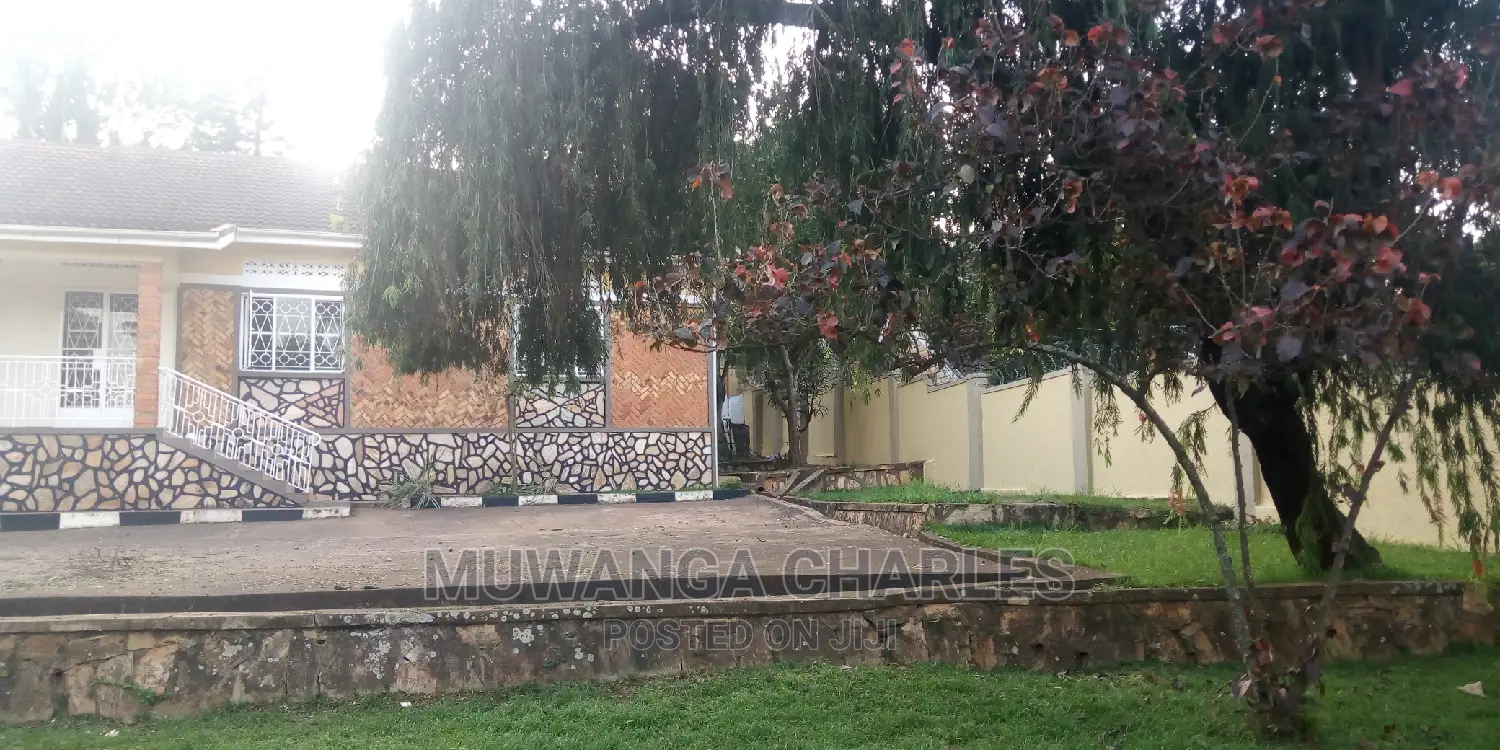 3bedroom House Is Available for Rent in Naguru