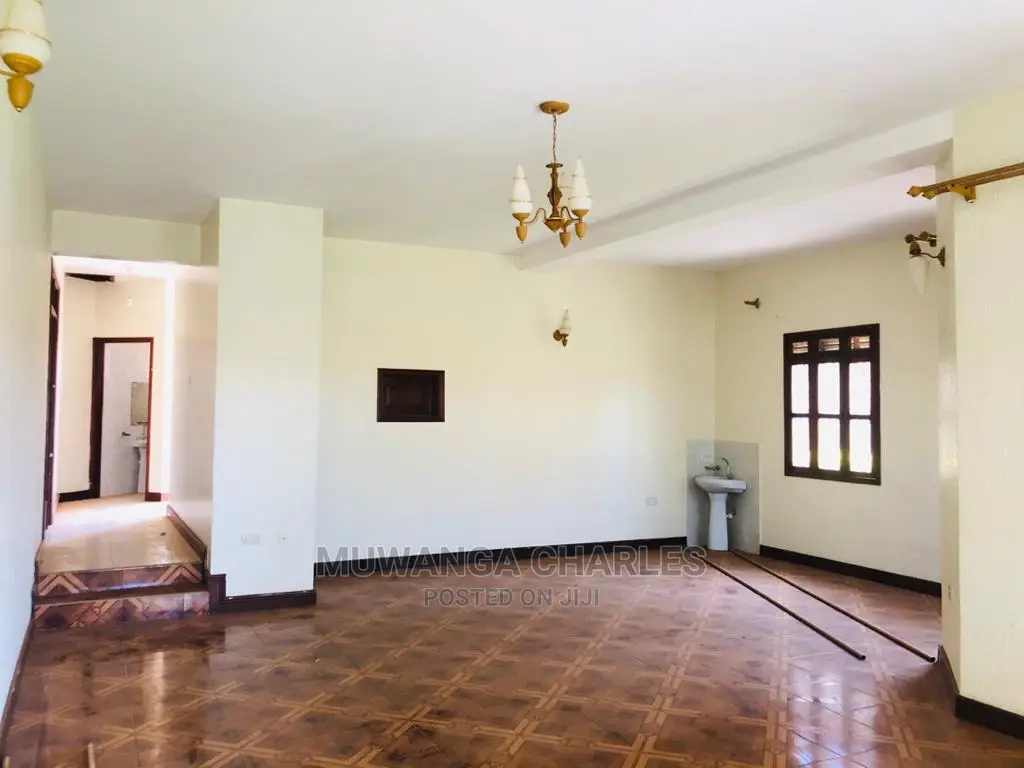 3bedroom House Is Available for Rent in Naguru