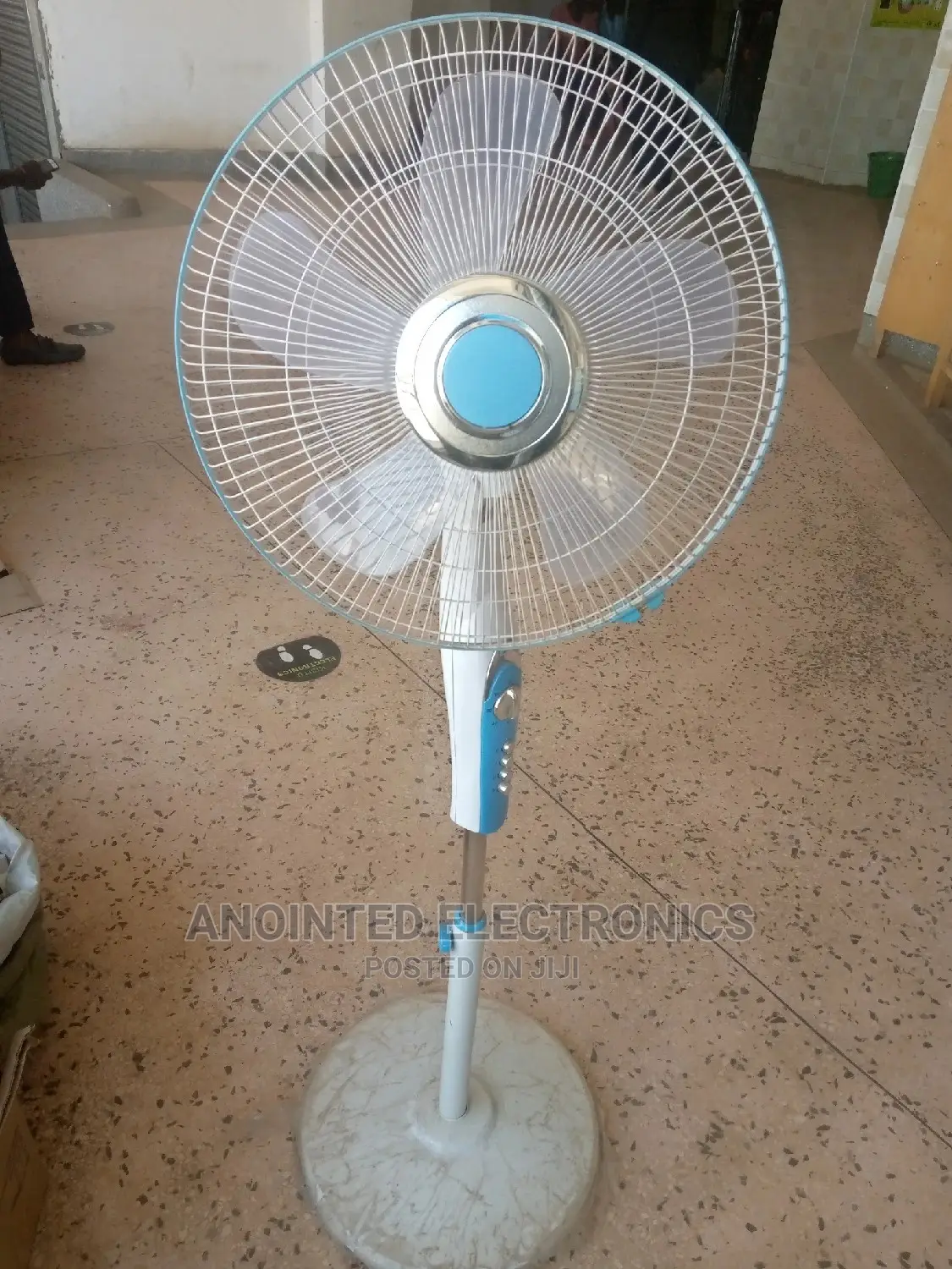 Solar Stand Fans