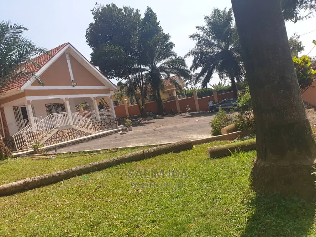 4 Bedroom House In Lungujja For Rent