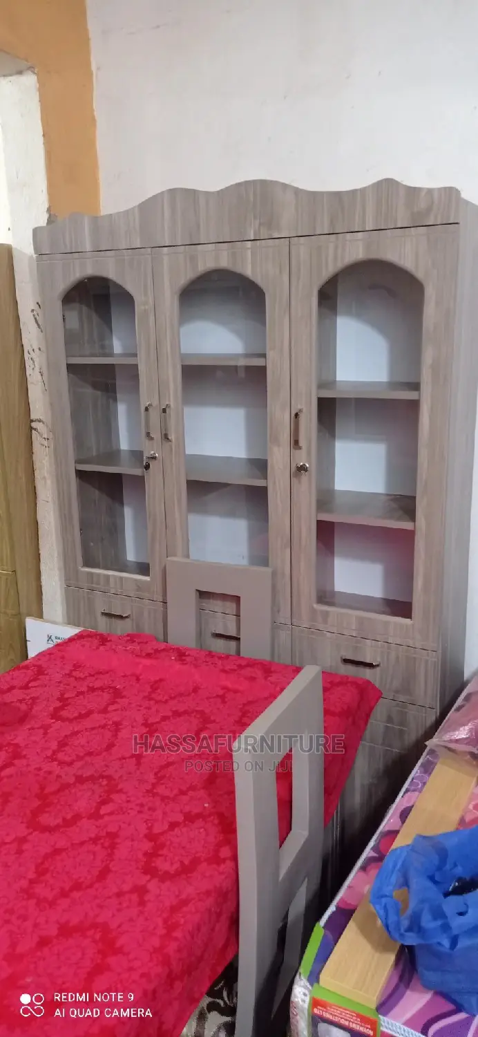 Mahogany Cupboard 3doors