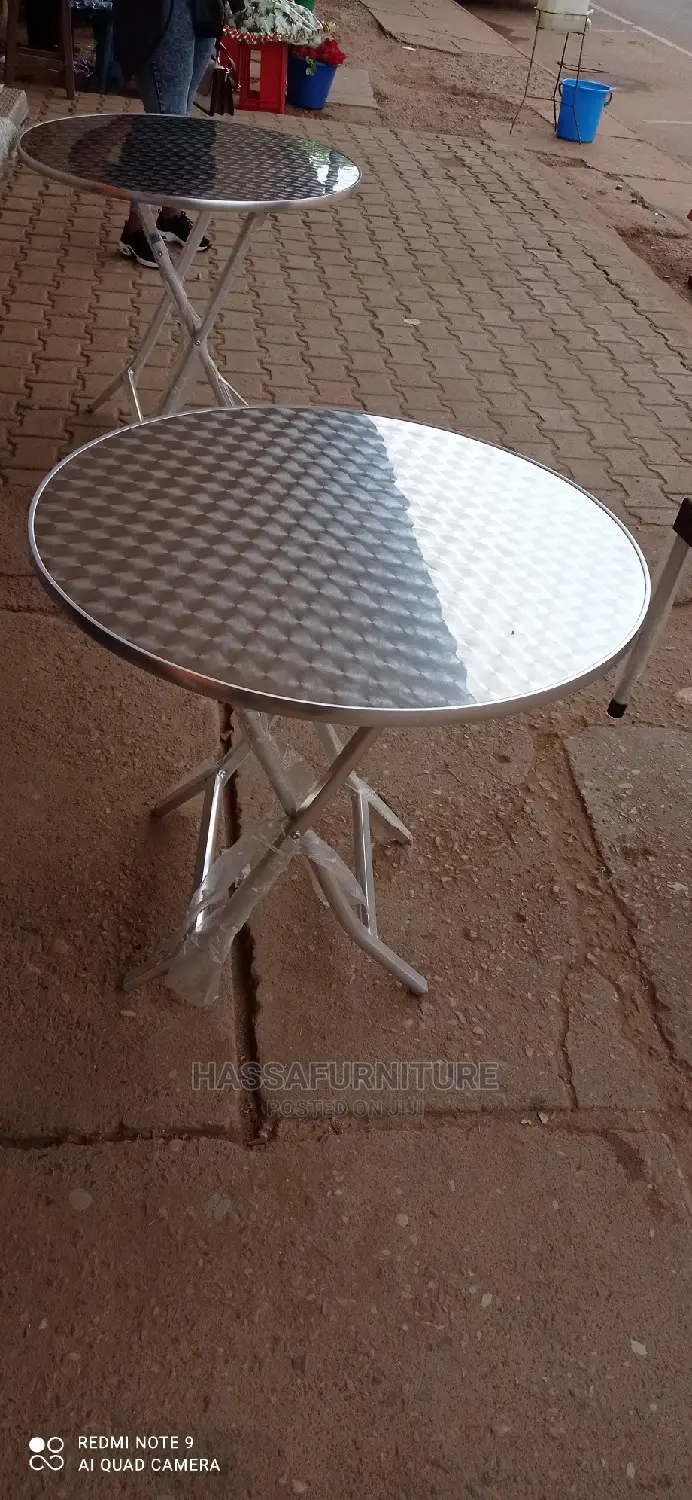 Foldable Aluminium Round Table
