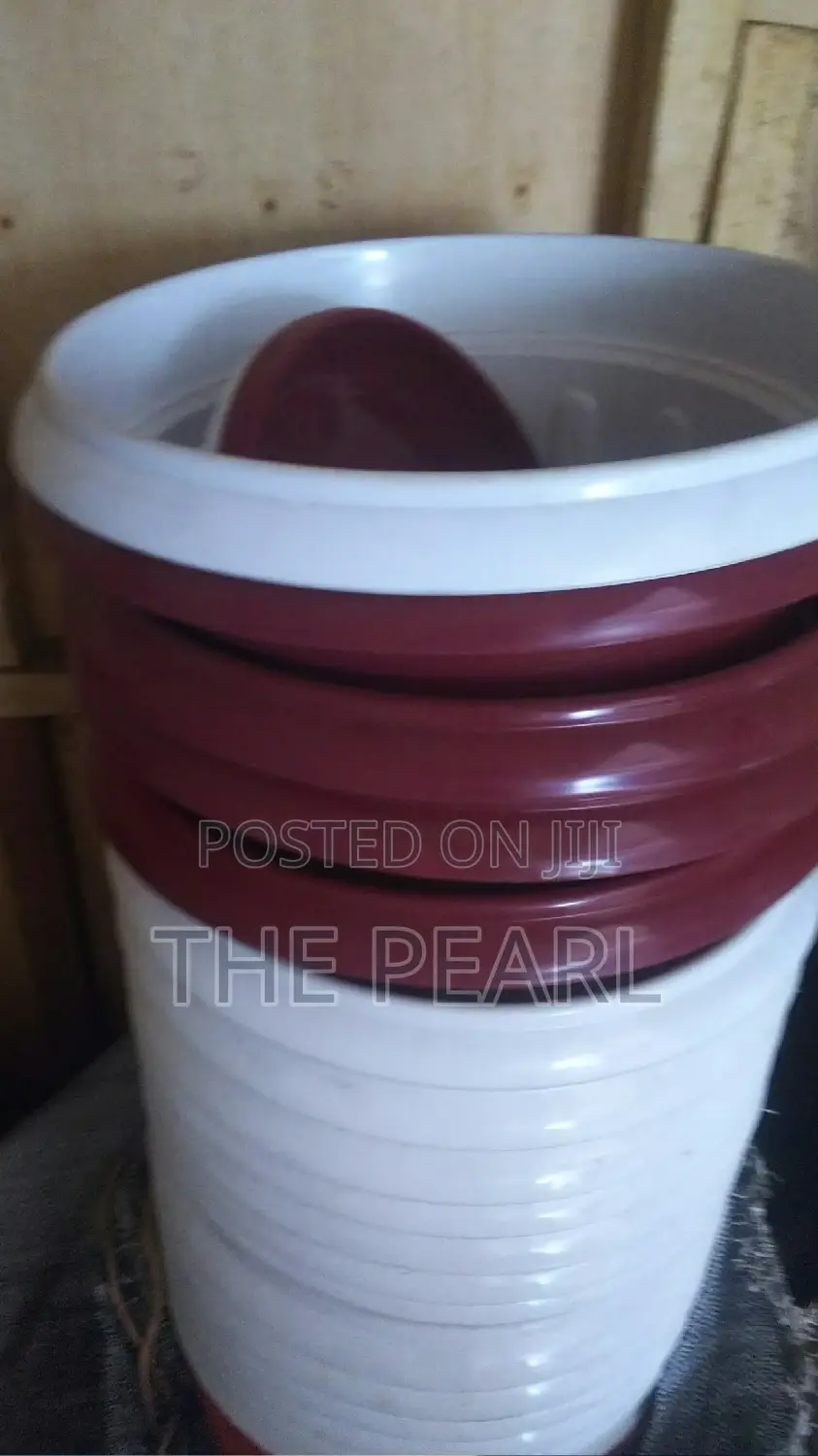 Plastic Flower Pots