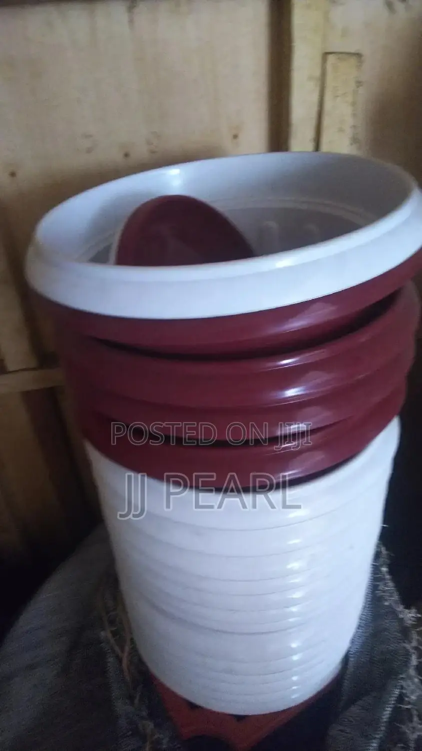 Plastic Flower Pots