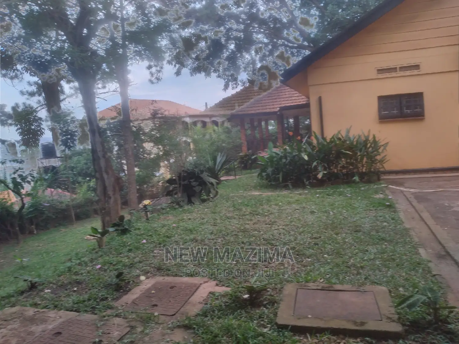 4bdrm Bungalow in Kizungu, Makindye for rent