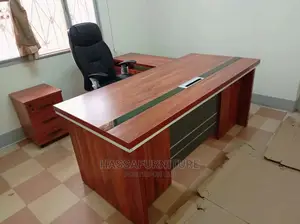 Executive Director Table Brand New