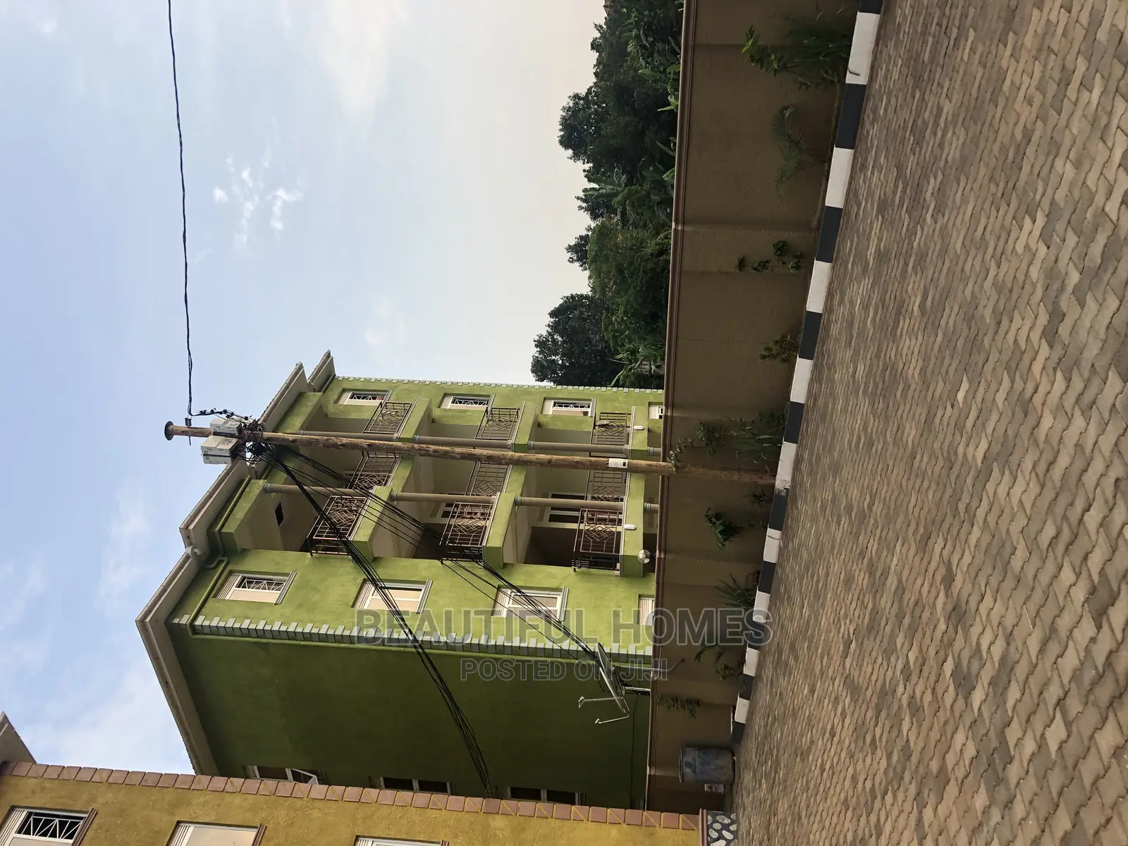 Kisaasi Near Bukoto Apartment Building on Sale