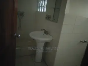 Nice Town Houses for Rent in Nagiru