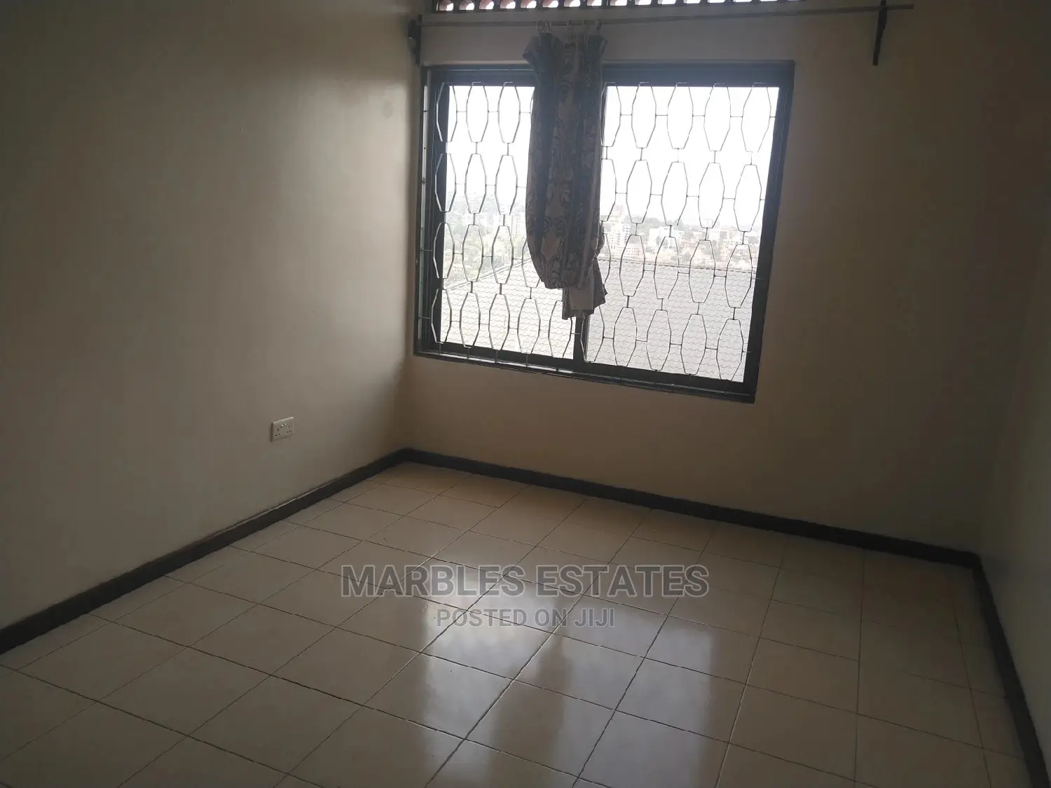 Nice Town Houses for Rent in Nagiru