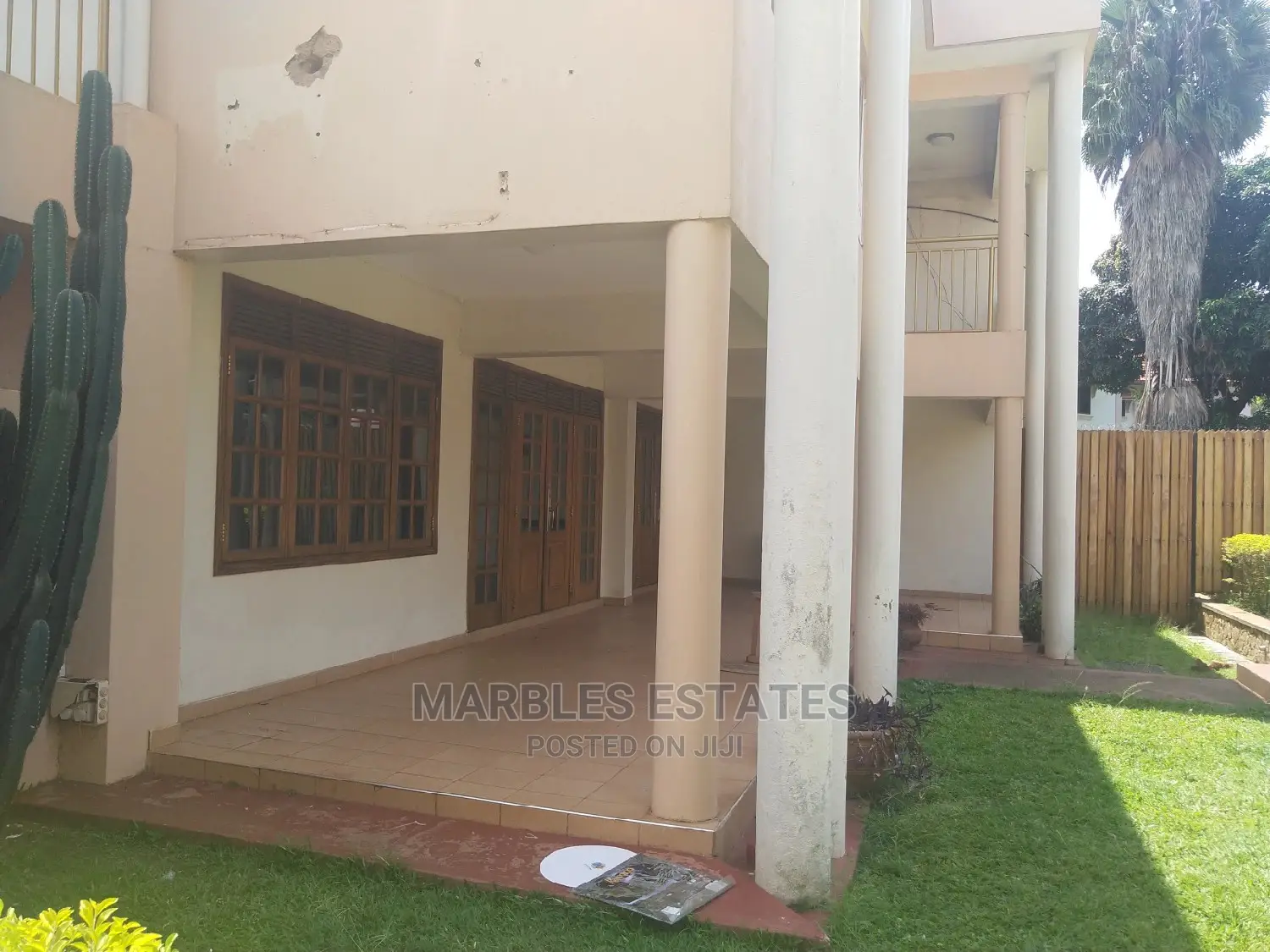 Nice House for Rent With a Pool in BUGOLOBI
