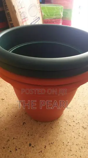 Plastic Flowr Pots