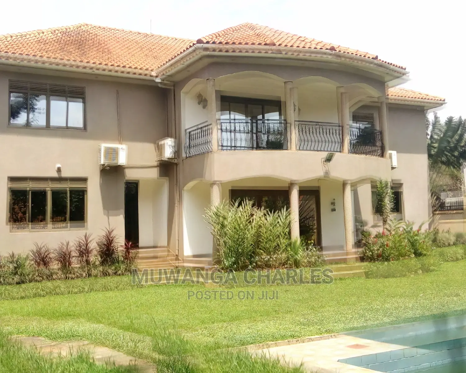 7bedroom House Is Available in Naguru for Rent