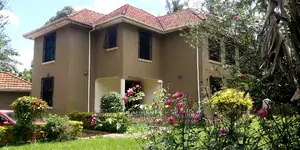 5bdrm Duplex in Fs Properties Ltd, Kampala for Rent