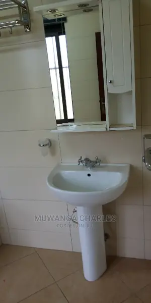 5bdrm Duplex in Fs Properties Ltd, Kampala for Rent