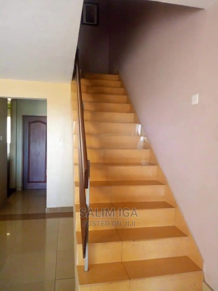 Furnished Town House