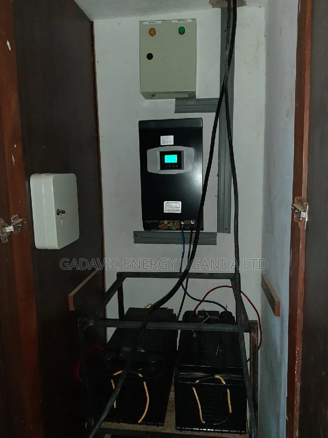 Hybridized Solar System