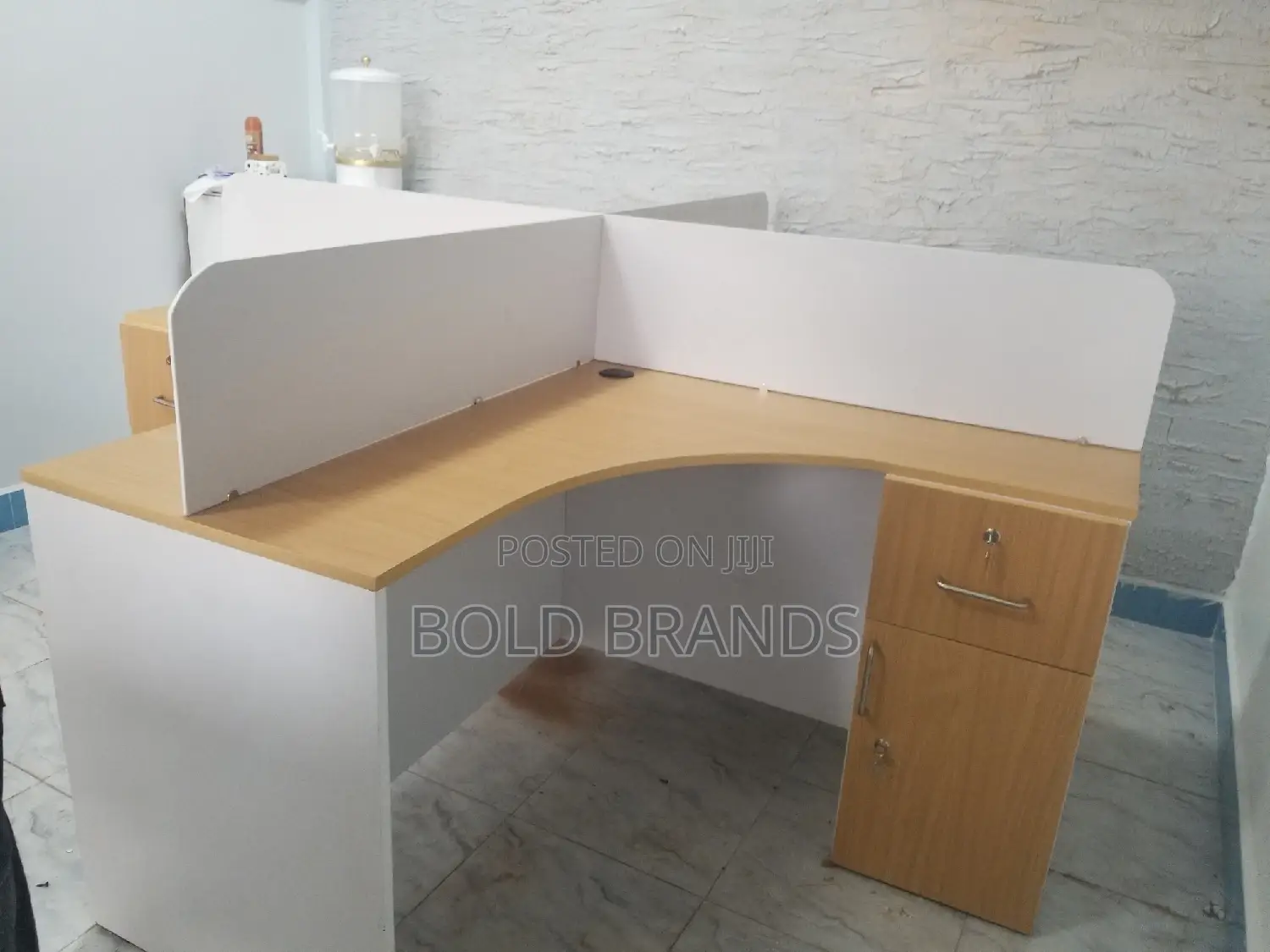 4 Seater Workstation