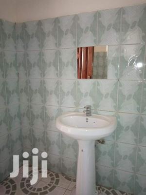 Five Bedroom House In Bugoloobi For Rent