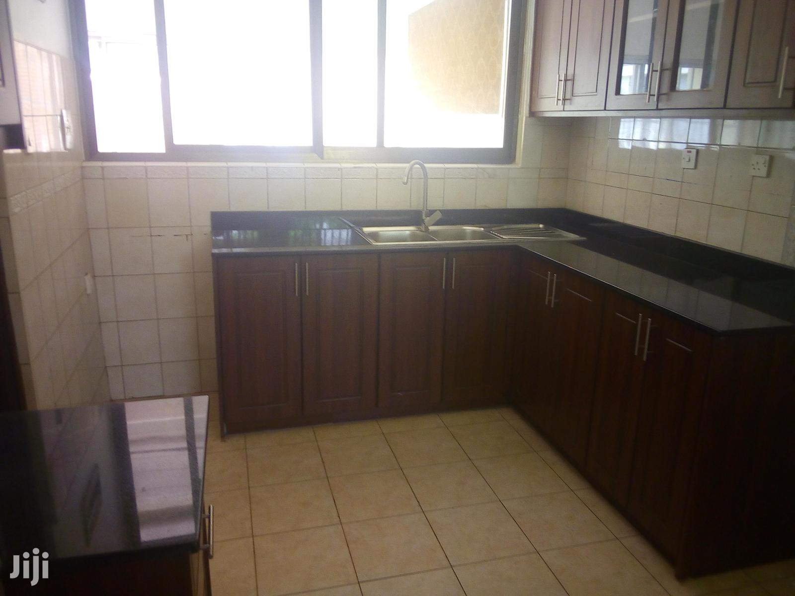 Five Bedroom House In Bugoloobi For Rent