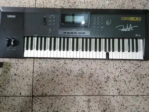 Yamaha Qs 300