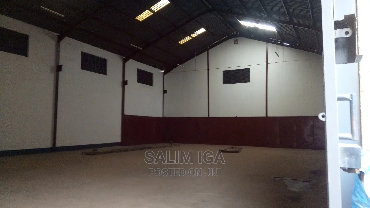 Classic Warehouse