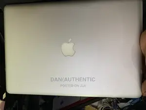 Laptop Apple MacBook Pro 4GB Intel Core I7 HDD 500GB