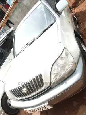 Photo - Toyota Harrier 1998 Silver