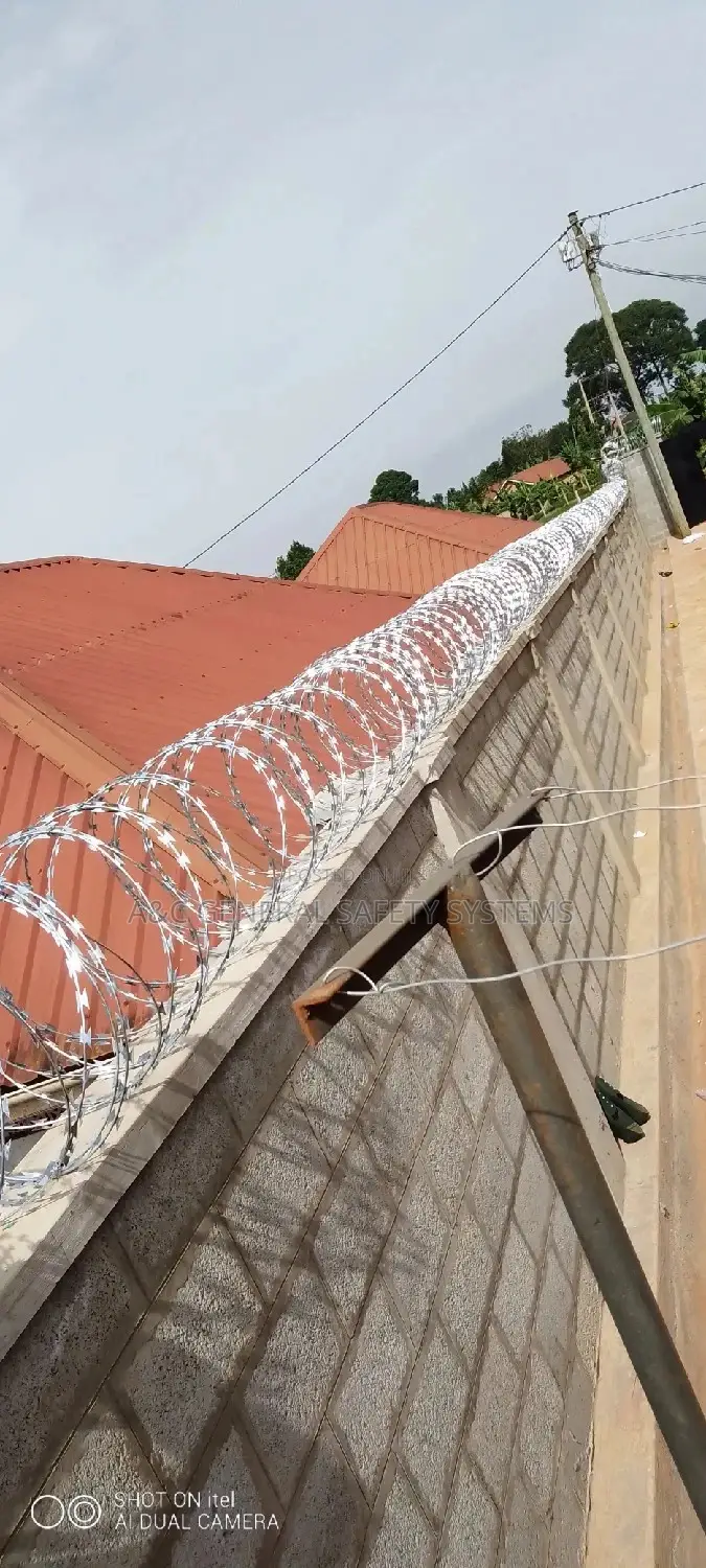 Razor Wire NATO TYPE Galvanized Hard Stainless Steel Welded