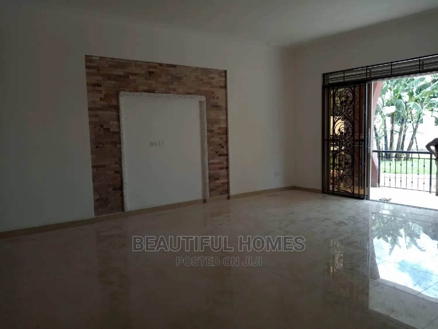 Modern Home in Kira on Sell