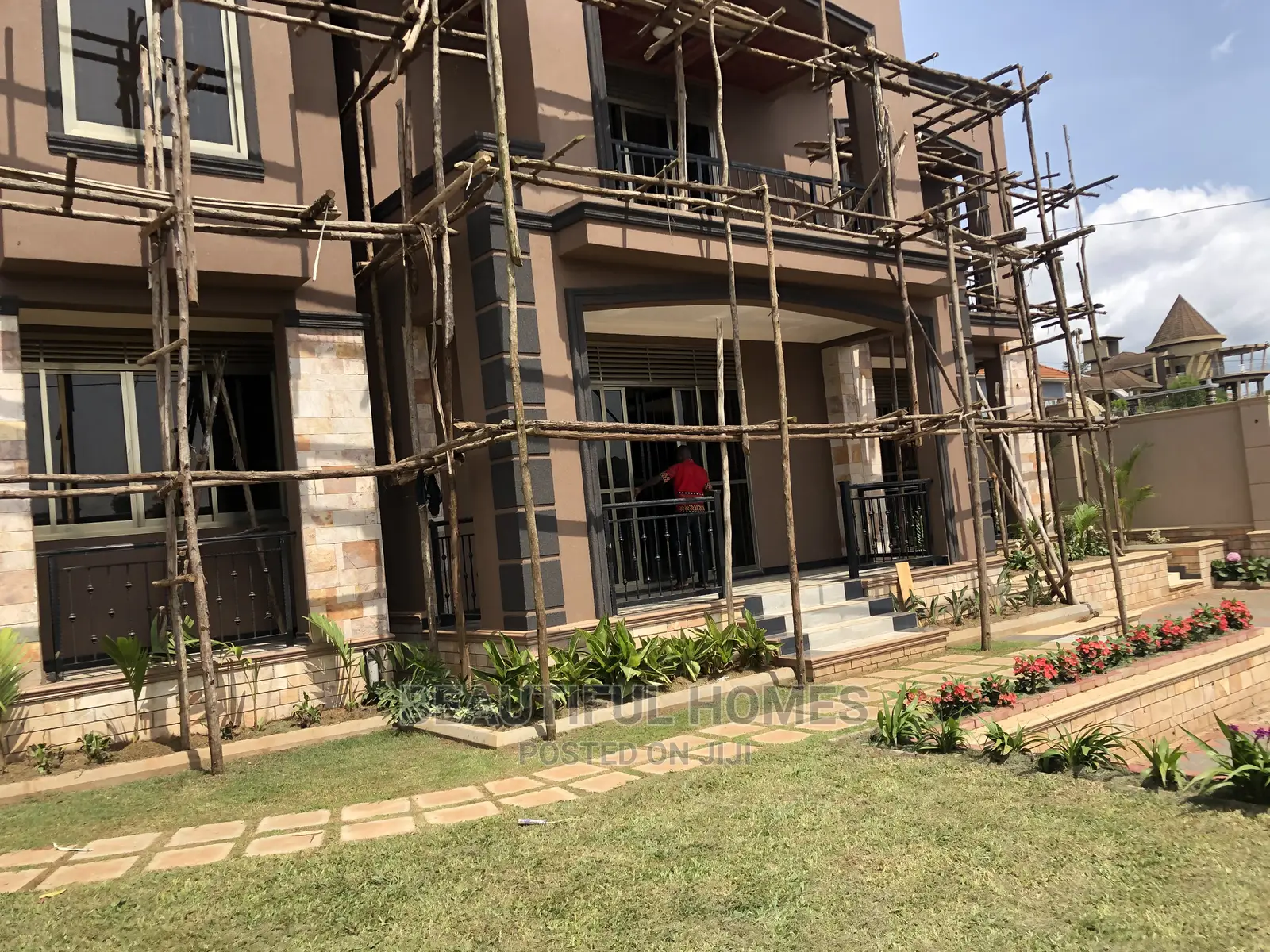 House With Tremendous Beauty On Sale