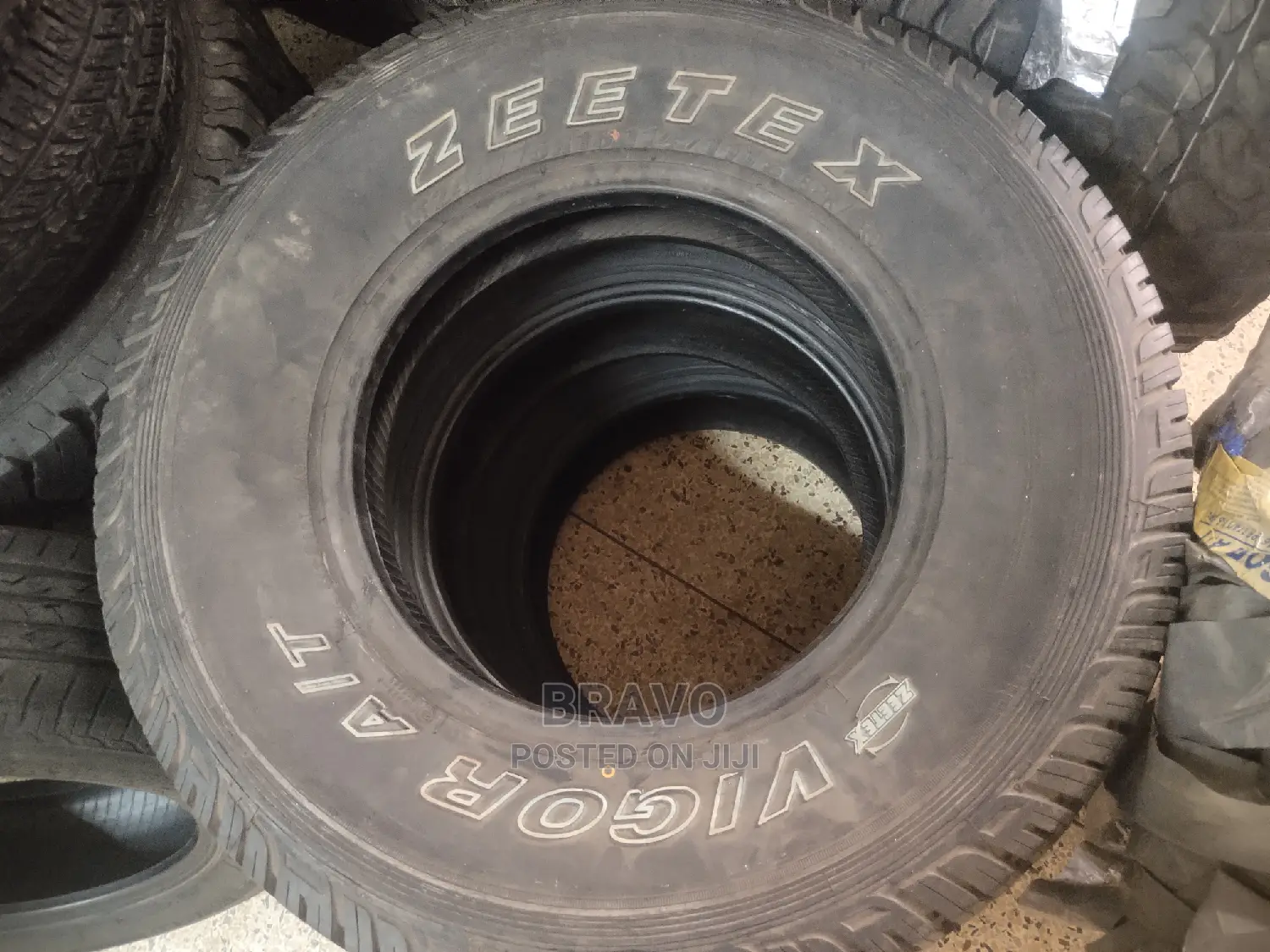 245/75r16 Zeetex
