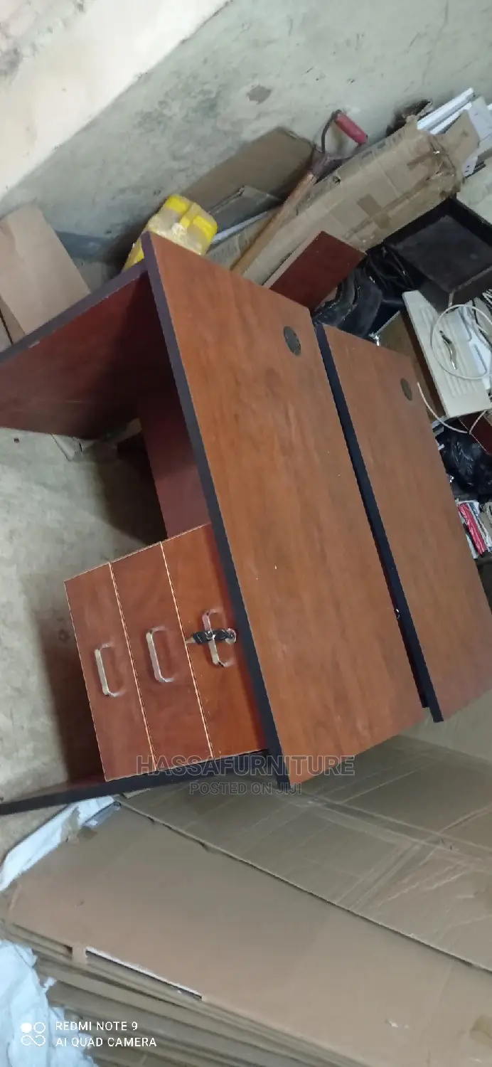 Office Desks 1meter Brand New