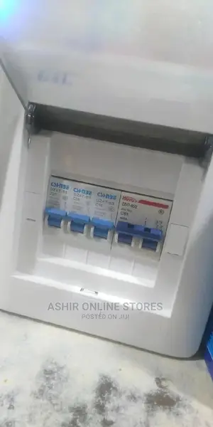 G L Main Switch With Automatic Circuit Breakers