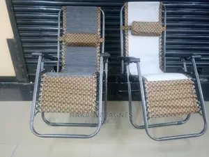 Zero Gravity Inclining Chair (In And Out Door Best Choice)