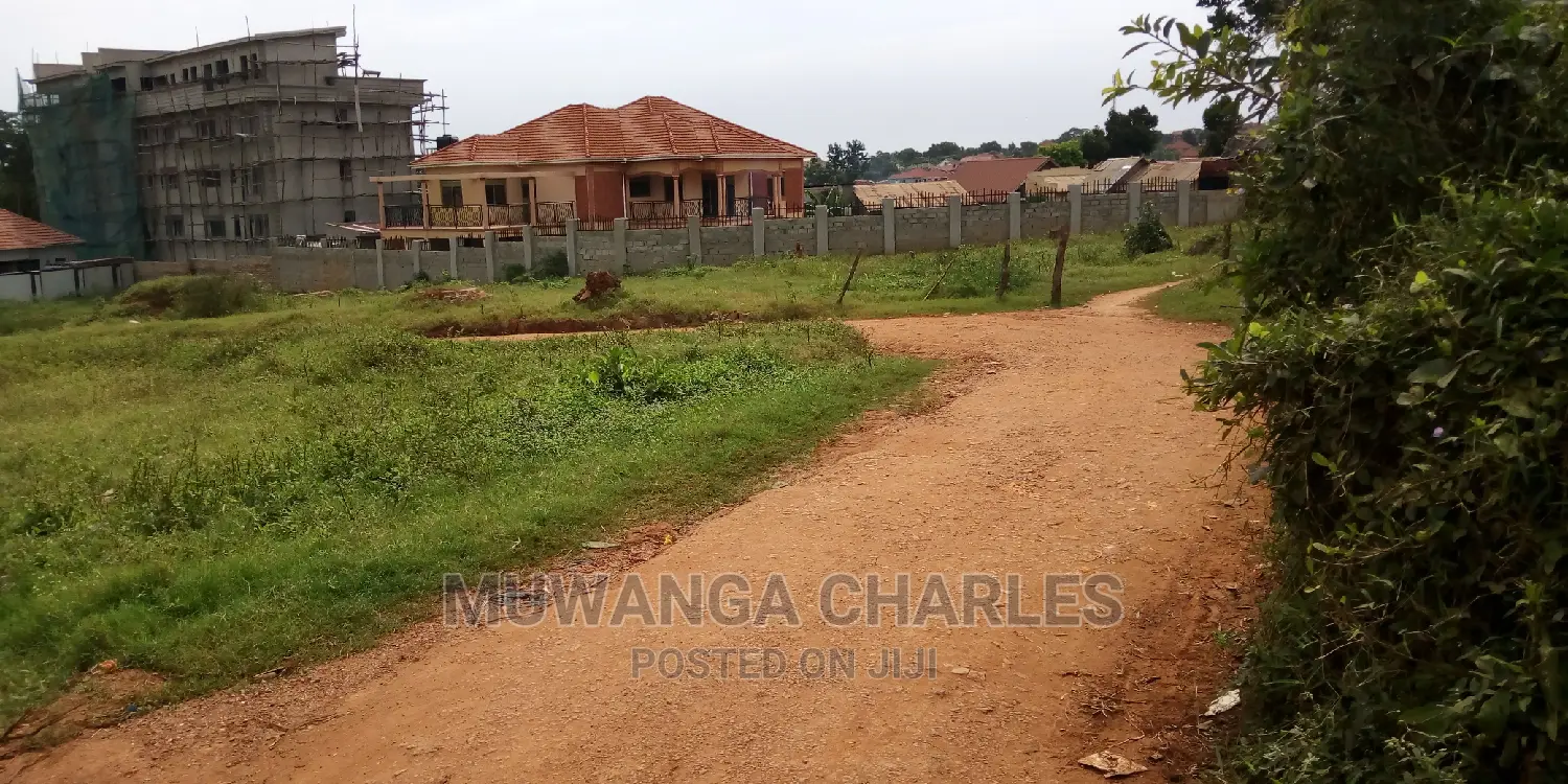 Plot Is Available for Sale in Kulambiro
